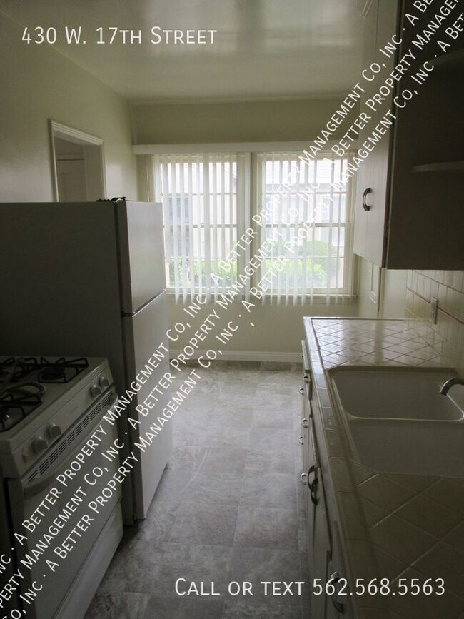 Foto del edificio - 430 W 17th St