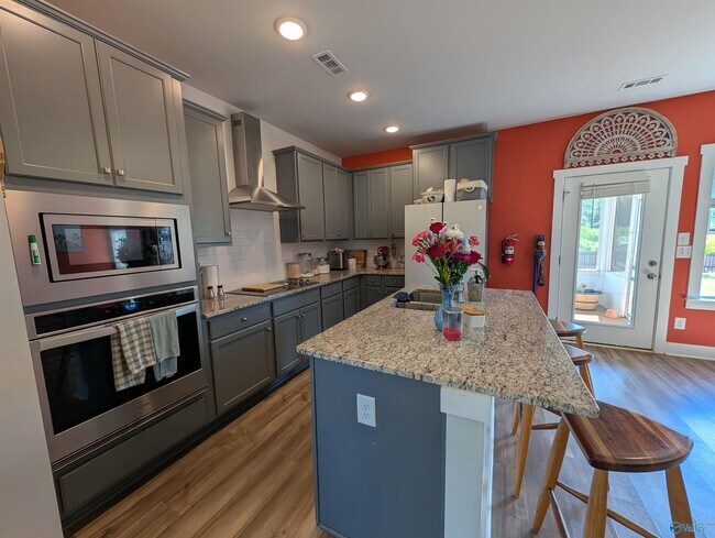 Building Photo - 4213 Textile Ln