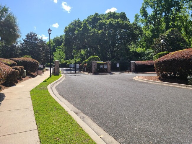 Foto del edificio - 1575 Paul Russell Rd
