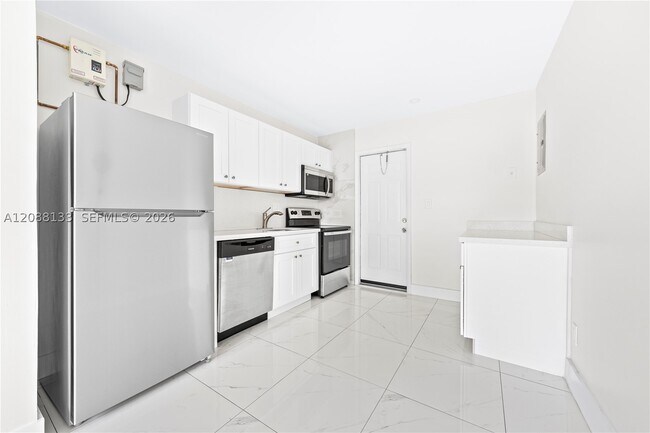 Foto del edificio - 612 NW 10th Terrace