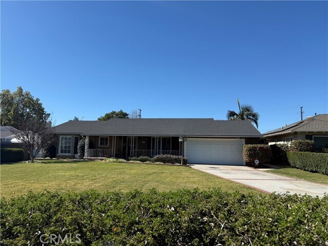 Foto del edificio - 2719 Mayflower Ave