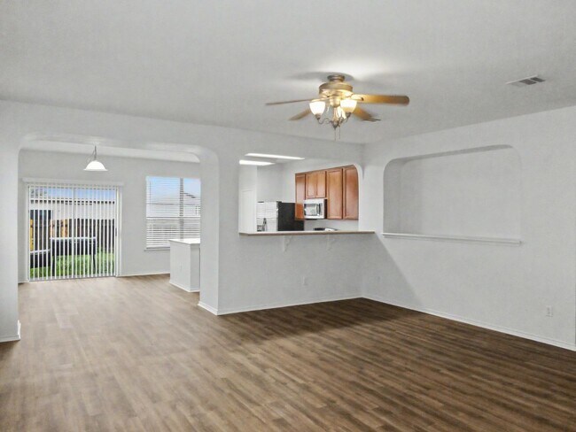 Foto del edificio - 1726 E Mesa Park Dr