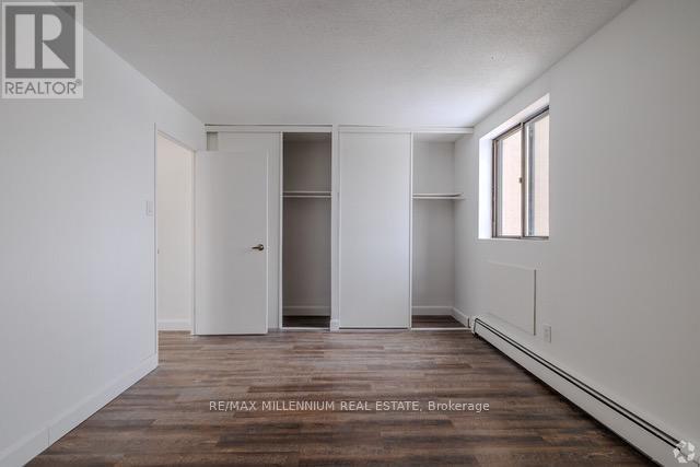 Photo du bâtiment - 1270 Webster St