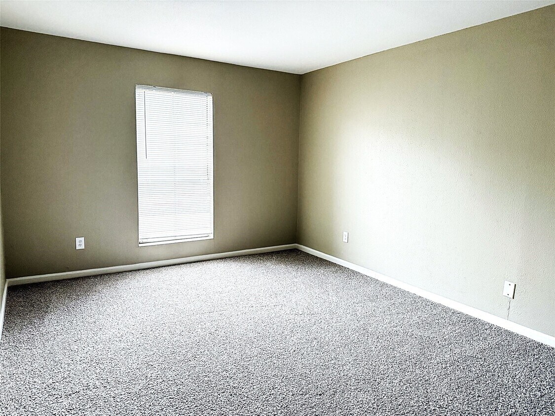 Foto del edificio - 2200 Cypress Landing Rd