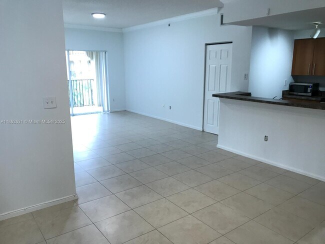 Foto del edificio - 5820 W Sample Rd