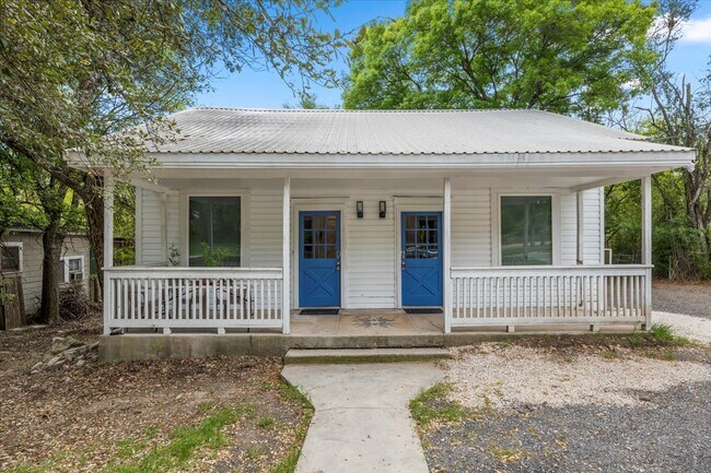 Building Photo - 719 Smith Ave