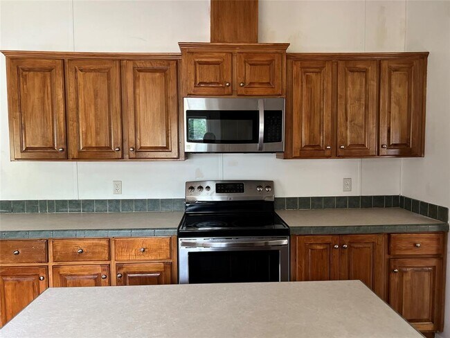 Building Photo - 33019 Bear Branch Ln