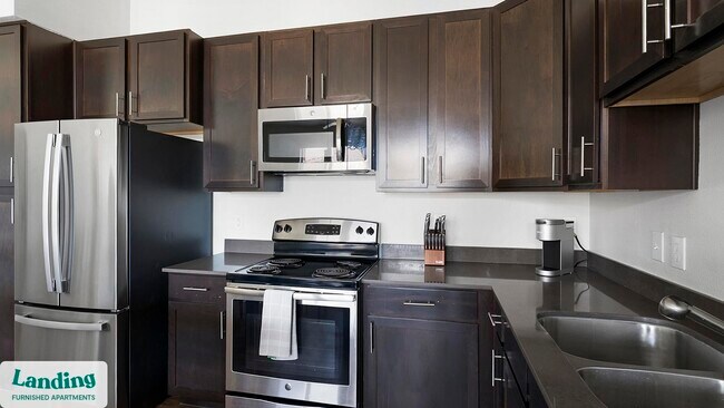 Foto del edificio - 24530 Gosling Rd