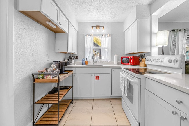 Foto del edificio - 3524 S Atlantic Ave