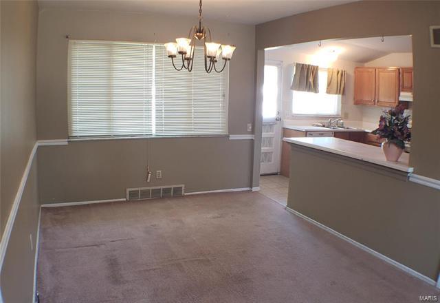 Building Photo - 1213 Foxview Terrace
