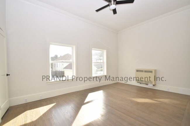 Building Photo - West End Studio with Vaulted Ceilings