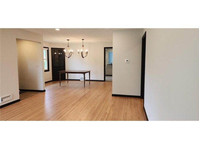 Foto del edificio - 6115 Colfax Ln S