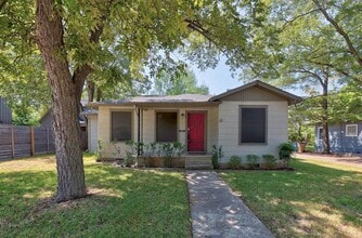 Building Photo - 1205 Palo Duro Rd