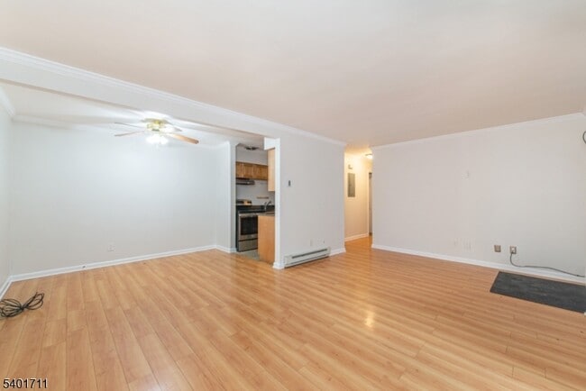 Foto del edificio - 2350 NJ-10