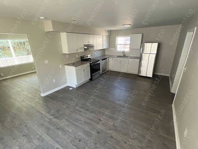 Foto del edificio - 23790 Tuscany Ave
