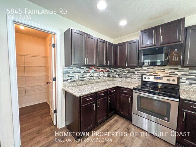 Building Photo - 5845 Fairlands Rd