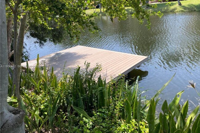 Building Photo - 12330 Griffing Blvd