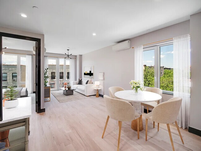 Foto del edificio - 1323 Chisholm St
