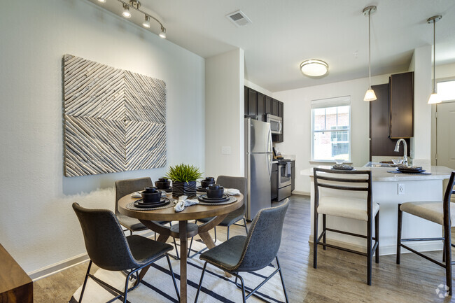 Interior Photo - Otarre Pointe