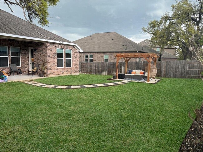Building Photo - 276 Double L Dr