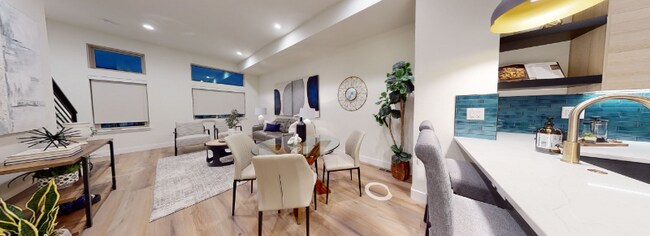 Foto del edificio - 2572 S Delaware St