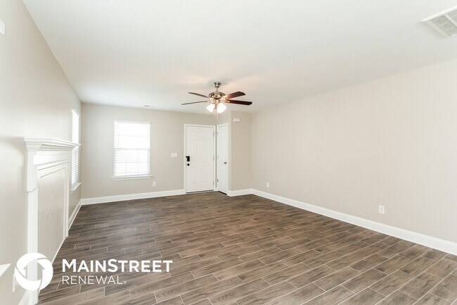 Foto del edificio - 6219 Day Lilly Ln