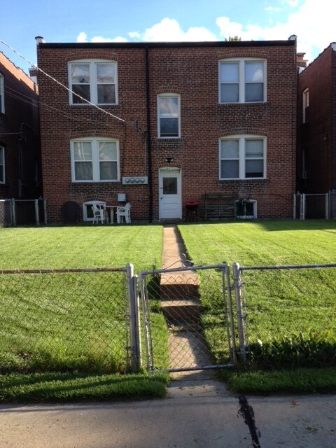 Foto del edificio - 6451 Alamo Ave