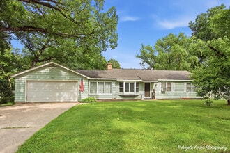 Building Photo - 2904 Wooded Ln