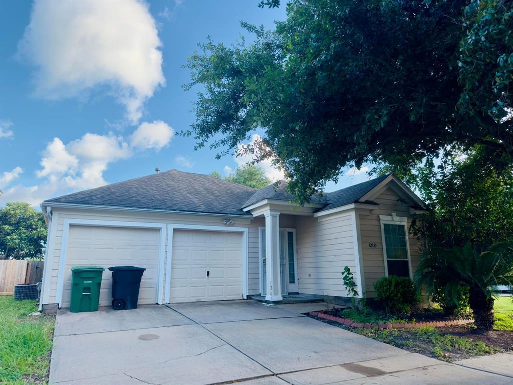Foto principal - 12835 Wisteria Park Dr