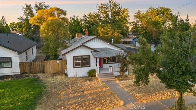 Foto del edificio - 77 E Main St