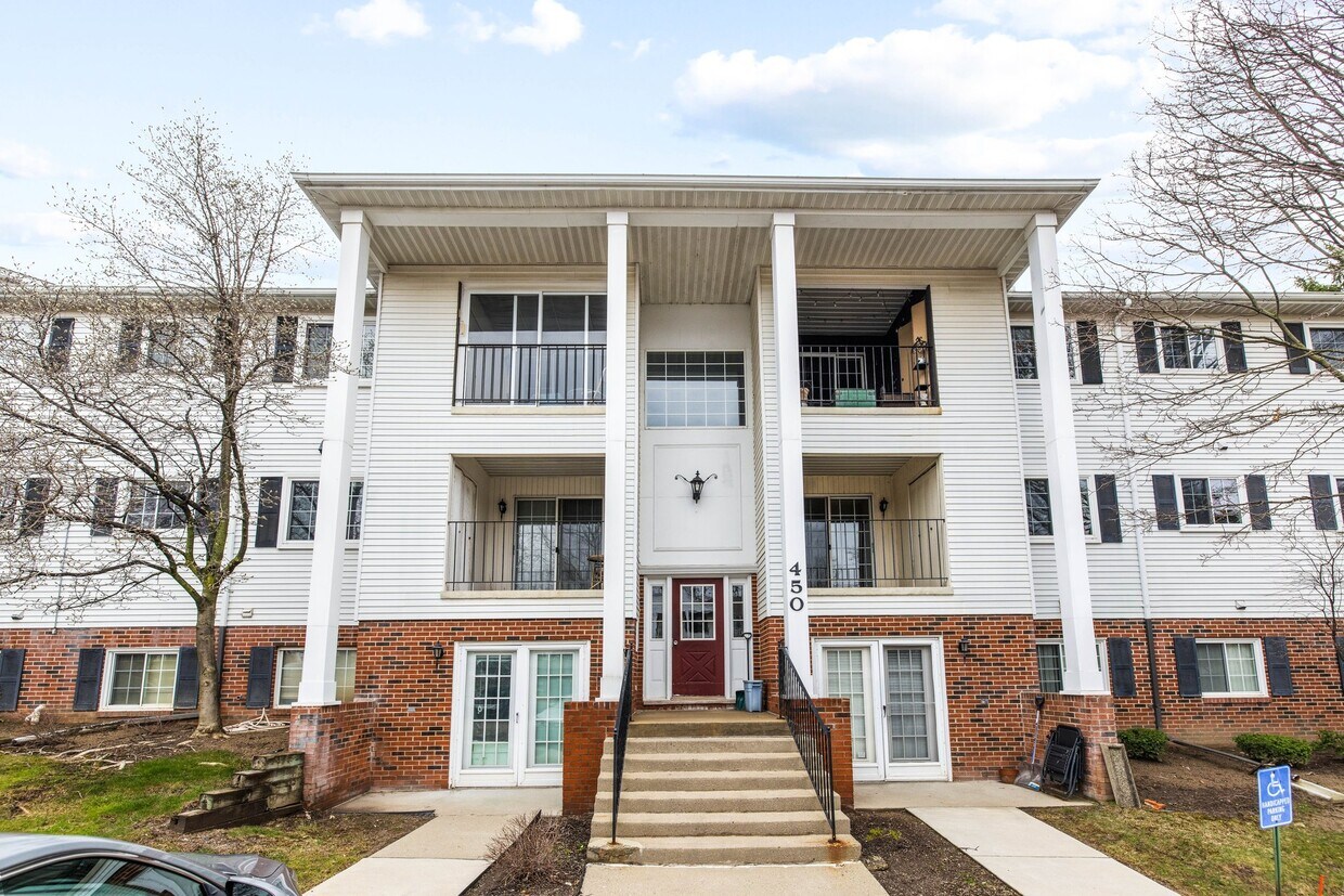 450 Baldwin Ave Unit 47, Rochester, MI 48307 Condo for Rent in Rochester, MI