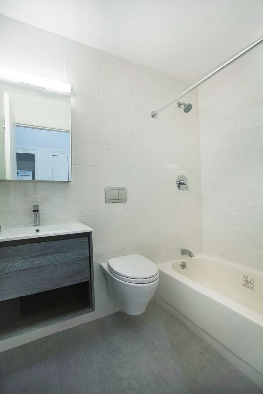 Building Photo - 105 W 136th St