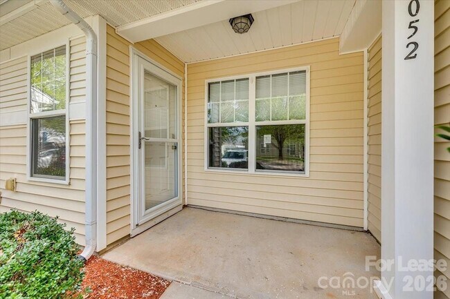 Foto del edificio - 2052 Shady Pond Dr