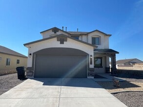 Building Photo - 13900 Villa Vista Ave