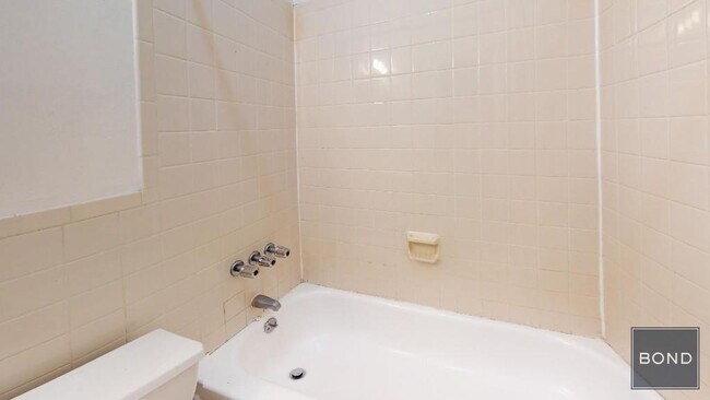 Foto del edificio - 315 E 93rd St