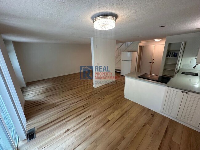 Foto del edificio - 2840 S Kenton Ct