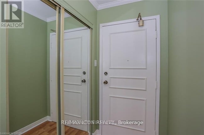 Building Photo - 440 Central Ave