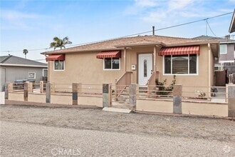 Building Photo - 126 Capistrano Ave