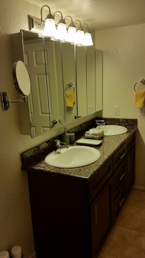 Interior Photo - Desert Lakes Apartments