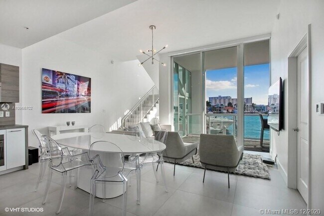 Building Photo - 400 Sunny Isles Blvd