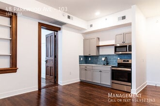 Building Photo - 48 Parkwood Ave