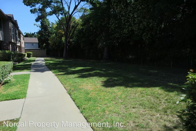 Building Photo - 1456 Carnot Dr
