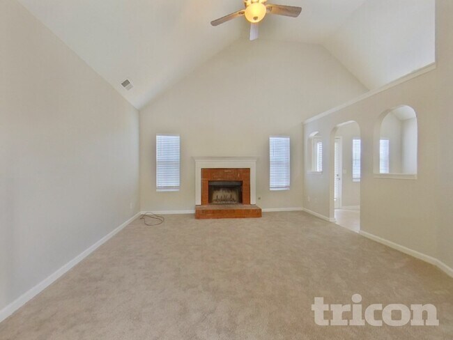 Foto del edificio - 1422 Gentry Ct