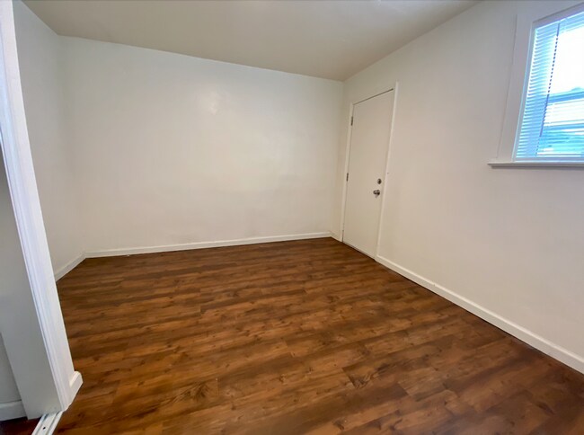 Building Photo - 426 Cortes