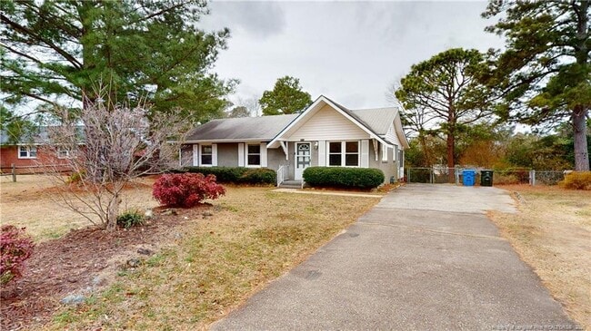 Building Photo - 4020 Welmont Dr