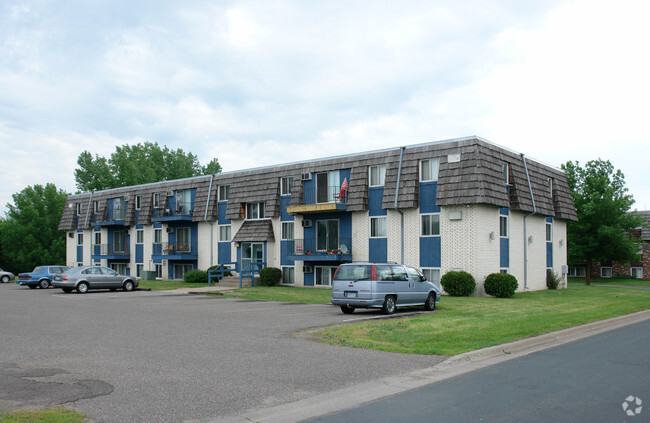 Country Side Estates - Apartments on 6th Avenue