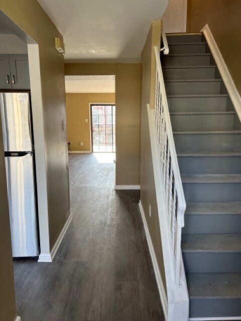 Foto del edificio - 7925 Ridge Ave