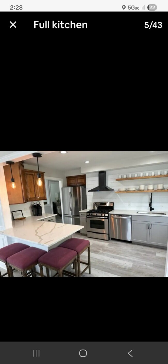 Foto del edificio - 224 37th St S