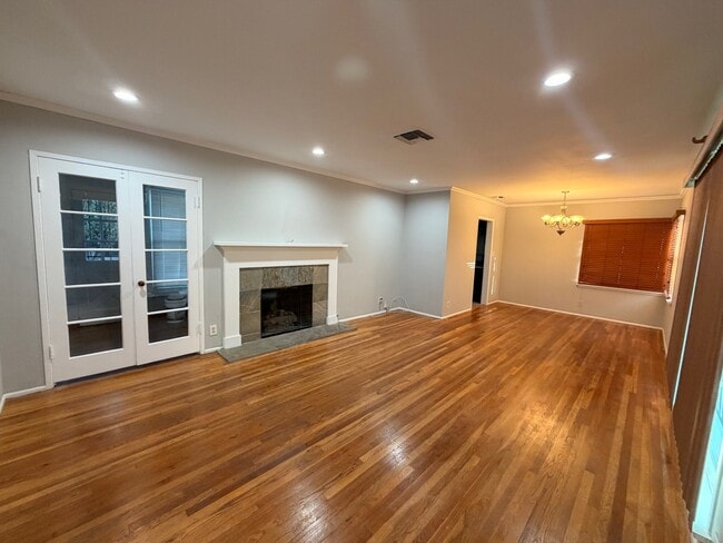 Foto del edificio - 2404 Wetherhead Dr
