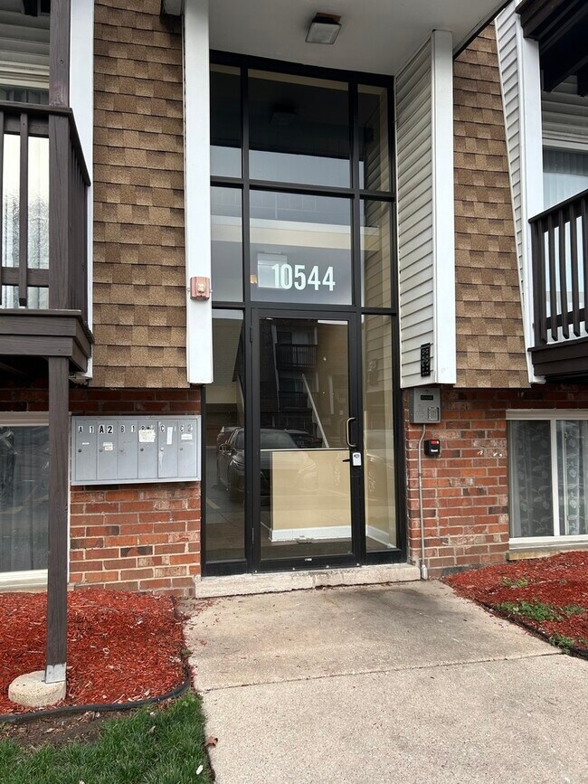 Building Photo - 10544 Brooks Ln